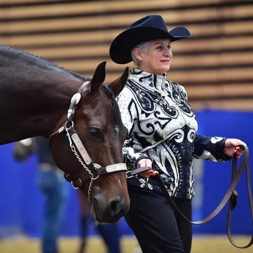 Rencontre avec Guylaine Deschenes, championne et entraineuse de renom en Showmanship