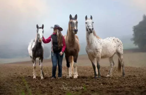 Rencontre avec Dyna Deboichet, cavalière et praticienne